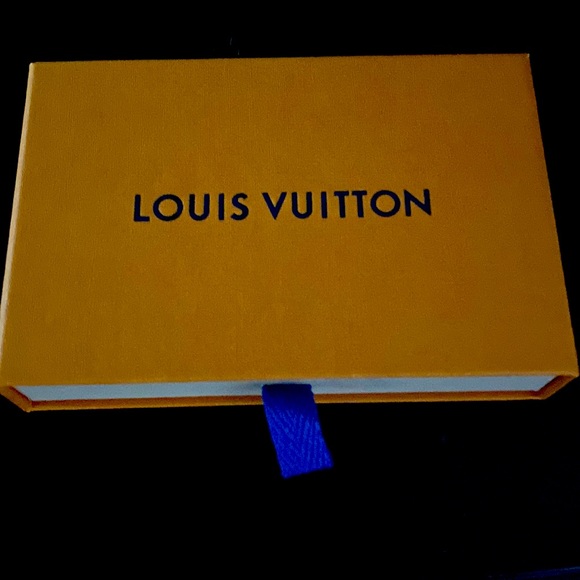 LV leather with locker monogram bracelet - Picture 1 of 6